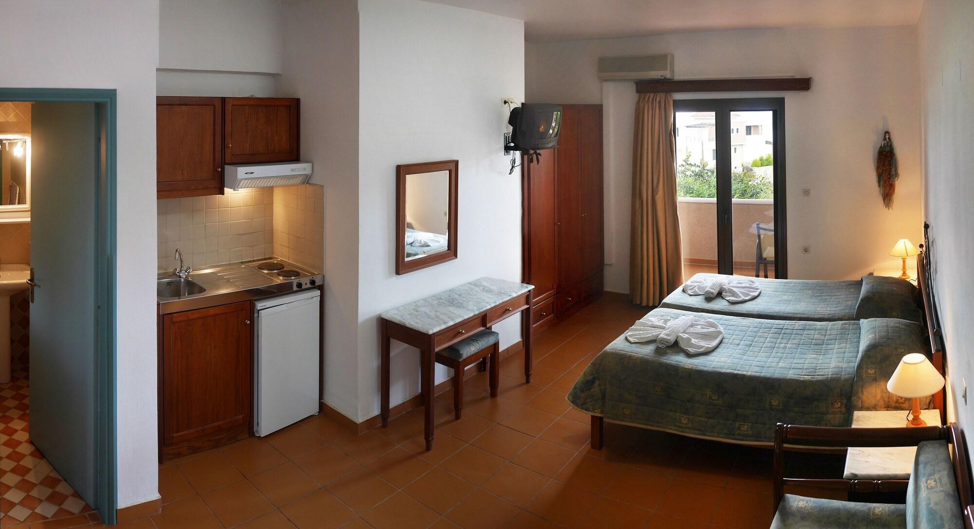 Areti Aparthotel Ханья Экстерьер фото